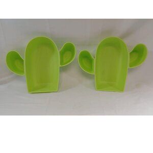 2 Pack Festive HORIZON CACTUS CHIP & DIP TRAYS Party Events Appetizers Green New
